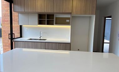 ¡Departamento de 2 dormitorios con terraza amplia!