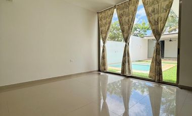 Casa en Venta de Una Planta en Esquina en Privada