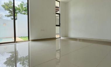 Casa en Venta de Una Planta en Esquina en Privada