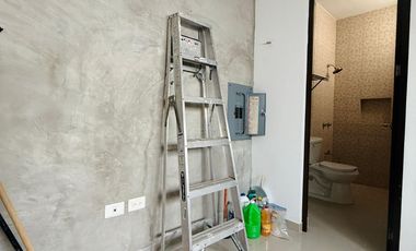 Casa en Venta de Una Planta en Esquina en Privada