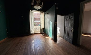 CASA CORTE ANTIGUA EN VENTA CENTRO DE TANDIL