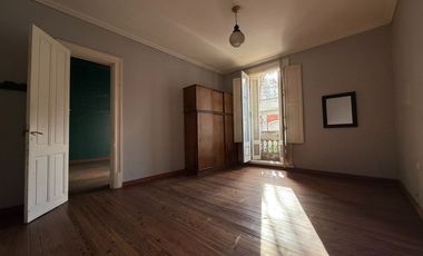 CASA CORTE ANTIGUA EN VENTA CENTRO DE TANDIL