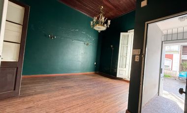 CASA CORTE ANTIGUA EN VENTA CENTRO DE TANDIL