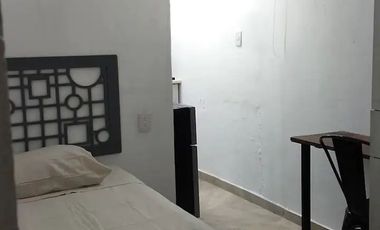 Recámara amueblada en renta en Calesa