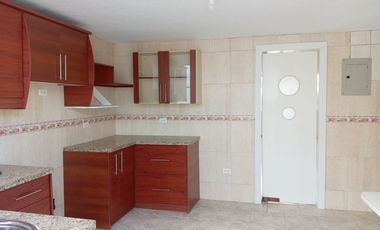 SE VENDE HERMOSA CASA SECTOR LA ARMENIA – VALLE DE LOS CHILLOS