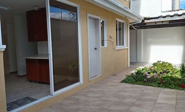 SE VENDE HERMOSA CASA SECTOR LA ARMENIA – VALLE DE LOS CHILLOS