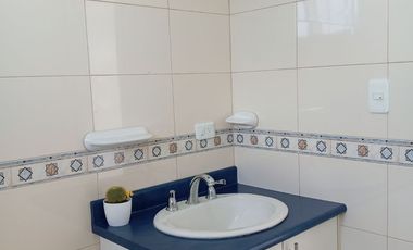 SE VENDE HERMOSA CASA SECTOR LA ARMENIA – VALLE DE LOS CHILLOS