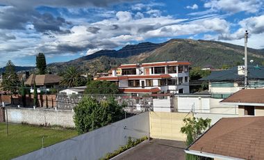 SE VENDE HERMOSA CASA SECTOR LA ARMENIA – VALLE DE LOS CHILLOS