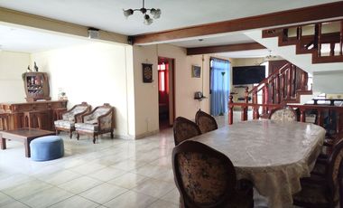 VENTA DE CASA AMPLIA EN CLUB PRIVADO LOS GIRASOLES - CHACLACAYO