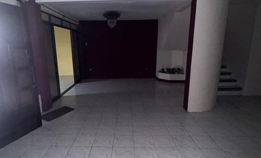 En venta casa de 3 dormitorios en alborada 10ma etapa.(JP)