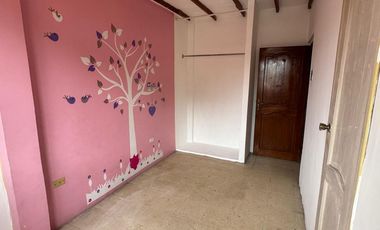 En venta casa de 3 dormitorios en alborada 10ma etapa.(JP)