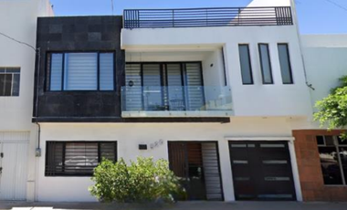VENTA DE CASA EN BARRIO DE LA PURISIMA, AGUASCALIENTES, AGS.