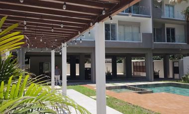 Departamento amueblado a estrenar!!! Frente a Playa Mocambo con elevador.
