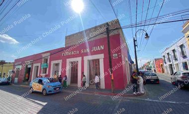 Local comercial en renta, ubicado en esquina ideal para tienda de conveniencia, de productos de limpieza, supermercado, farmacia, restaurante, cadena comercial.