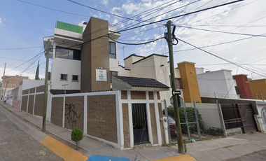 HERMOSA CASA EN REMATE, GRANDIOSA OPORTUNIDAD DE INVERSION EN Av Cultura Azteca, Mirador de las Culturas, 20174 Aguascalientes, Ags., México