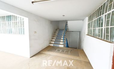 LOCAL COMERCIAL CON LA MEJOR UBICACION Y VISIBILIDAD | CARABAYLLO