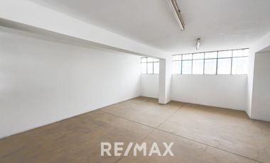 LOCAL COMERCIAL CON LA MEJOR UBICACION Y VISIBILIDAD | CARABAYLLO