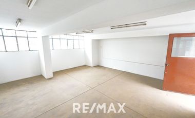LOCAL COMERCIAL CON LA MEJOR UBICACION Y VISIBILIDAD | CARABAYLLO