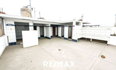 LOCAL COMERCIAL CON LA MEJOR UBICACION Y VISIBILIDAD | CARABAYLLO
