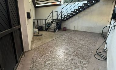 Arcos de la Hacienda Hermosa Casa En Esquina Con Ampliaciones