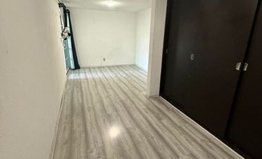 Arcos de la Hacienda Hermosa Casa En Esquina Con Ampliaciones