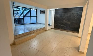 Arcos de la Hacienda Hermosa Casa En Esquina Con Ampliaciones