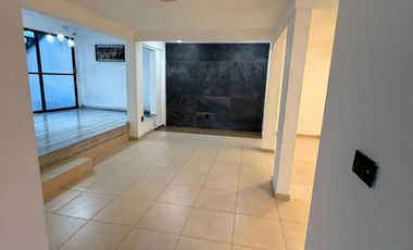 Arcos de la Hacienda Hermosa Casa En Esquina Con Ampliaciones