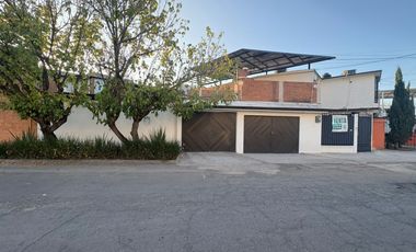 Arcos de la Hacienda Hermosa Casa En Esquina Con Ampliaciones