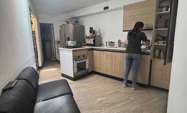 Venta casa unifamiliar 134m2 lote y 224m2 construidos,, Medellín Calasanz $842 millones