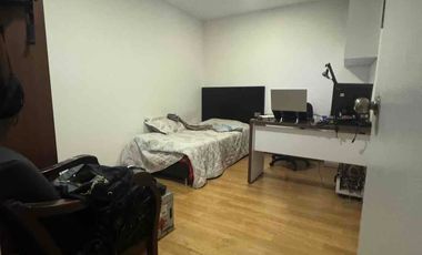 Venta casa unifamiliar 134m2 lote y 224m2 construidos,, Medellín Calasanz $842 millones