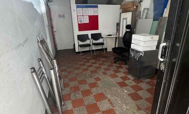 Venta casa unifamiliar 134m2 lote y 224m2 construidos,, Medellín Calasanz $842 millones