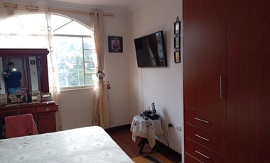 Venta de Casa en Los Geranios Cerca del Parque Lineal La Tebaida y Supermaxi