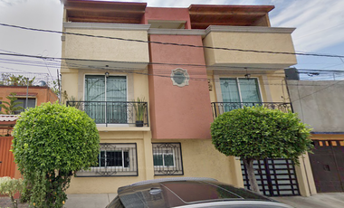 NO CREDITOS,  VENTA DE CASA DE RECUPERACÍON HIPOTECARIA, PEDREGAL DE SANTA URSULA, COYOACAN,CDMX