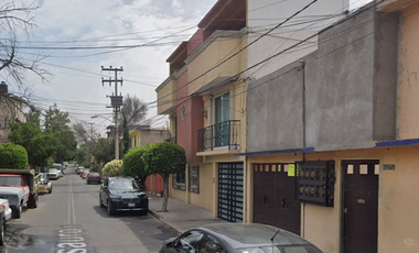 NO CREDITOS,  VENTA DE CASA DE RECUPERACÍON HIPOTECARIA, PEDREGAL DE SANTA URSULA, COYOACAN,CDMX
