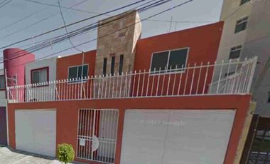 Casa en venta en Puebla de Zaragoza, Puebla.