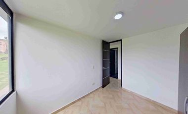 Apartamento en venta en Pomarrosa con balcón Ciudad Verde Soacha 3 hab 1 est. 2 bañ