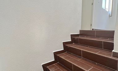 VENDO CASA EN URBI MONTECARLO, CUAUTITLAN IZCALLI