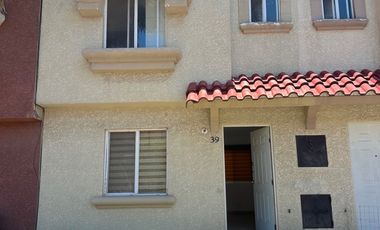VENDO CASA EN URBI MONTECARLO, CUAUTITLAN IZCALLI