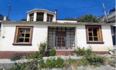 CASA GRANDE EN BUENA UBICACION, CON OPORTUNIDAD DE ADQUIRIR CON TU CREDITO!!!!