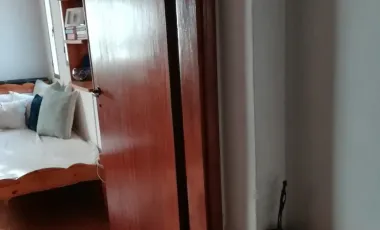 CASA AMERICANA CON LOTE - BIEN UBICADA