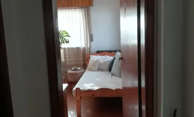 CASA AMERICANA CON LOTE - BIEN UBICADA