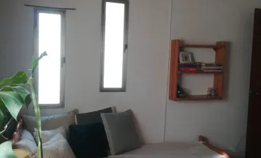 CASA AMERICANA CON LOTE - BIEN UBICADA