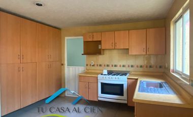 SE RENTA CASA EN SANTA ANA TLAPALTITLAN