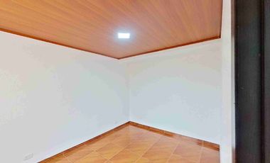 Apartamento en venta en Calicanto 2 Ciudad Verde Soacha 2 hab 1 est. 1 bañ