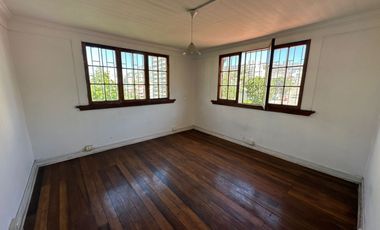 OPORTUNIDAD VENDO GRAN CASONA  ESQUINA AGUA SANTA VIÑA DEL MAR