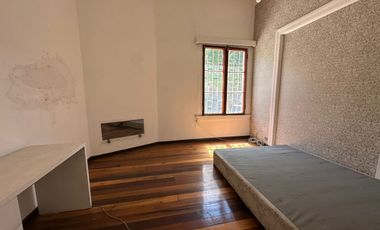 OPORTUNIDAD VENDO GRAN CASONA  ESQUINA AGUA SANTA VIÑA DEL MAR