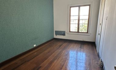 OPORTUNIDAD VENDO GRAN CASONA  ESQUINA AGUA SANTA VIÑA DEL MAR