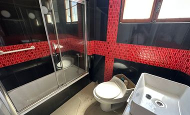 OPORTUNIDAD VENDO GRAN CASONA  ESQUINA AGUA SANTA VIÑA DEL MAR