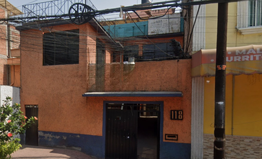 INMUEBLE ADJUDICADO EN VENTA CON GRAN OPORTUNIDAD DE INVERSIÓN!!!