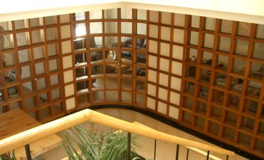 Oficina en alquiler en planta baja de edificio colonia Aguilera